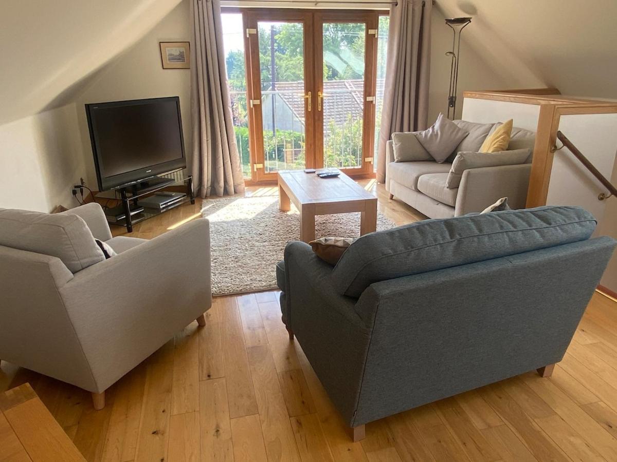 Loch Leven Loft Apartment Milnathort ภายนอก รูปภาพ