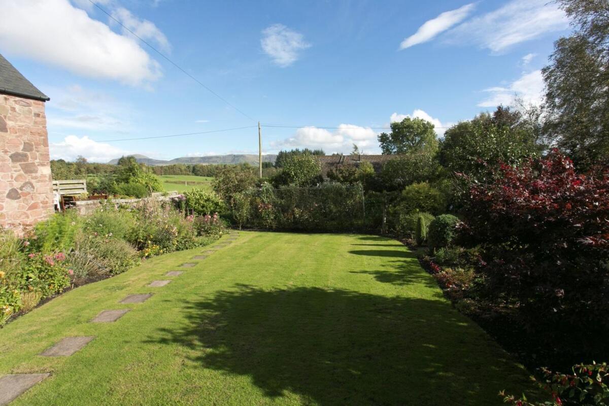Loch Leven Loft Apartment Milnathort ภายนอก รูปภาพ